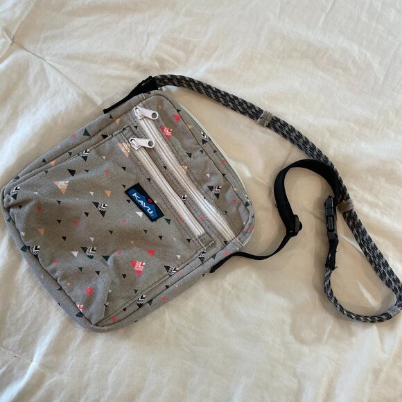 KAVU  Cross Body Satchel Adjustable Rope Strap Zipper close Bag - Picture 1 of 2